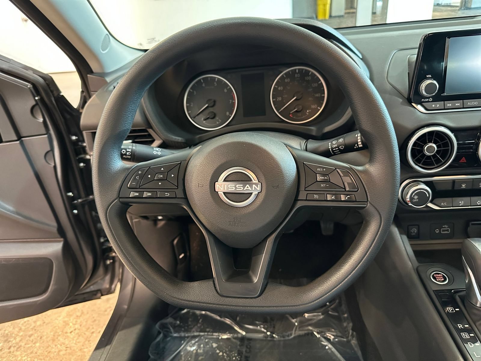 Used 2025 Nissan Sentra S FWD image 27