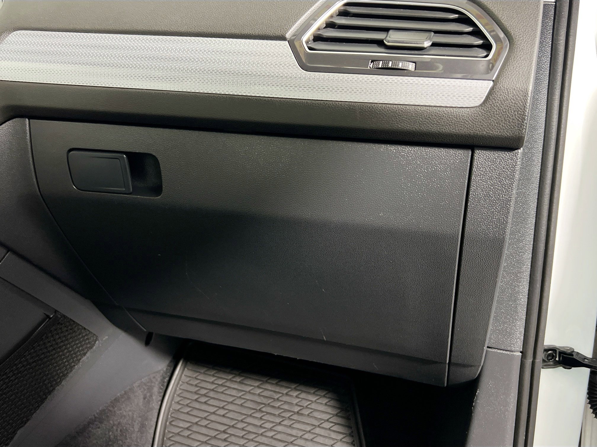 Used 2022 Volkswagen Tiguan S w/ IQ.Drive Package image 34