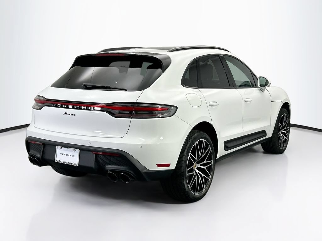 Used 2026 Porsche Macan AWD/4WD image 7