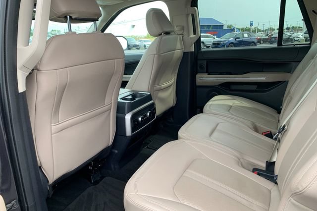 Used 2024 Ford Expedition Max Limited AWD/4WD image 14