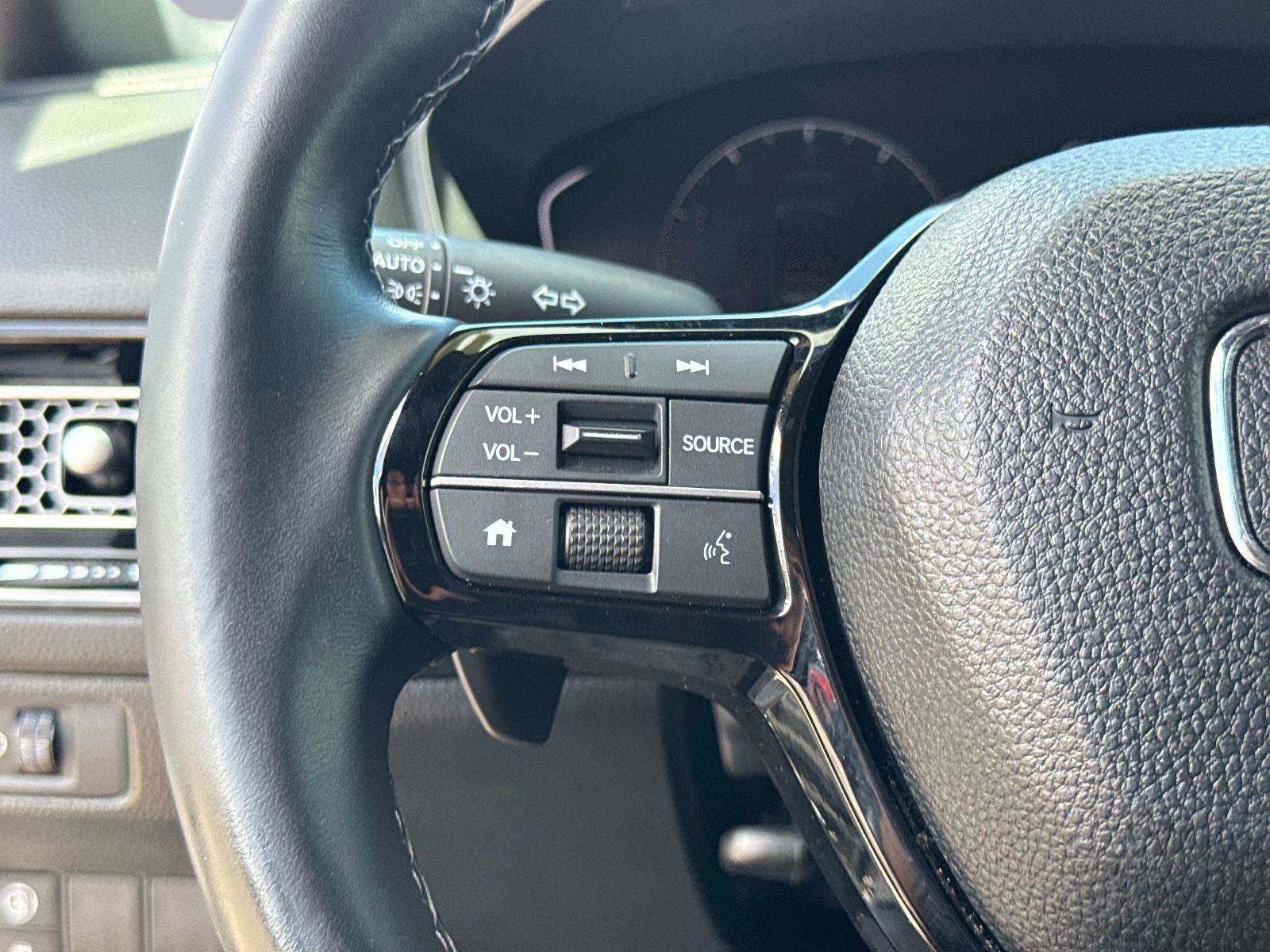 Certified 2024 Honda Civic Sport image 28