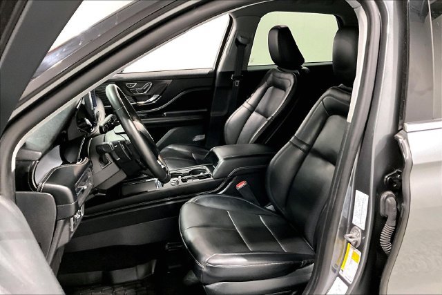 Used 2022 Lincoln Corsair AWD w/ Elements Package image 28