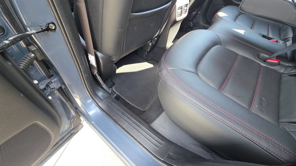 Used 2025 MAZDA CX-5 Carbon Edition AWD/4WD image 18