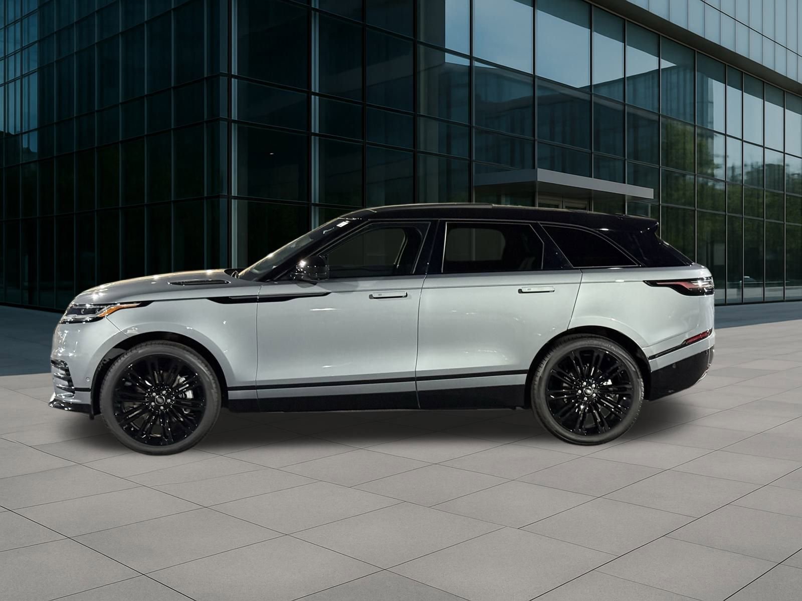 New 2026 Land Rover Range Rover Velar Dynamic SE image 2
