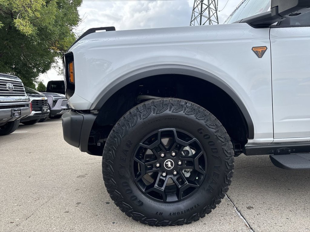Used 2026 Ford Bronco Badlands AWD/4WD image 37