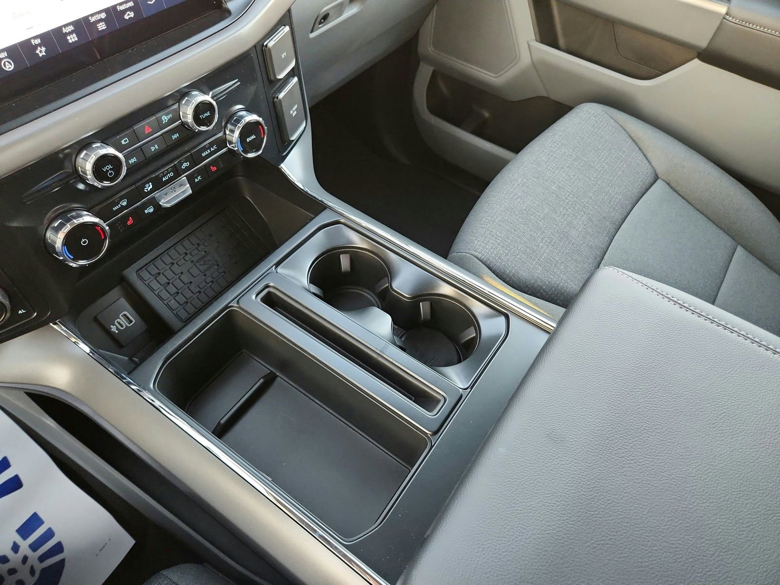 New 2025 Ford F150 XLT w/ Equipment Group 302A MID image 14