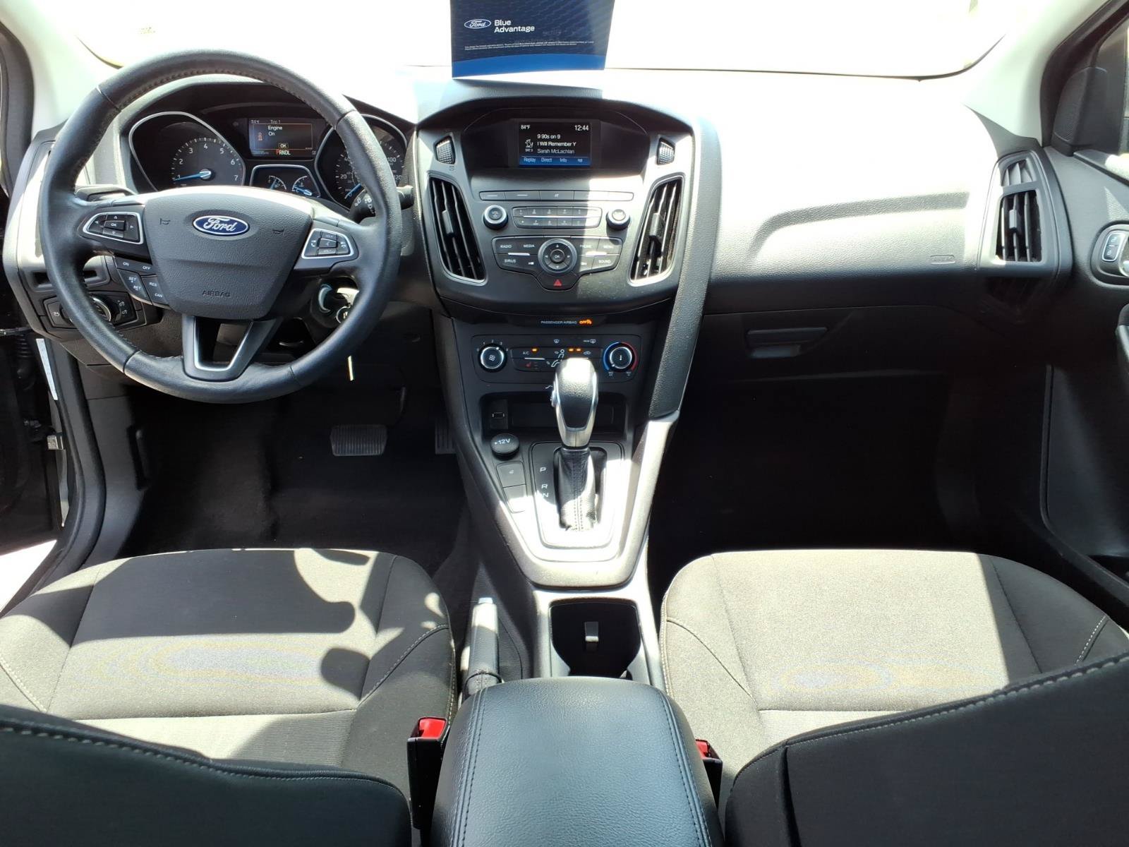 Used 2018 Ford Focus SE w/ Cold Weather Package FWD image 14