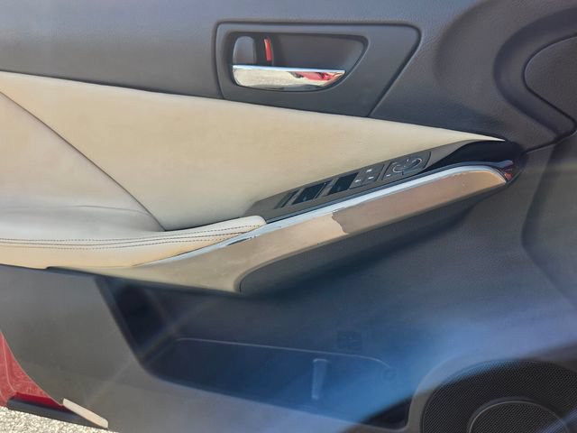 Used 2015 Lexus IS 250 w/ Premium Package RWD image 32