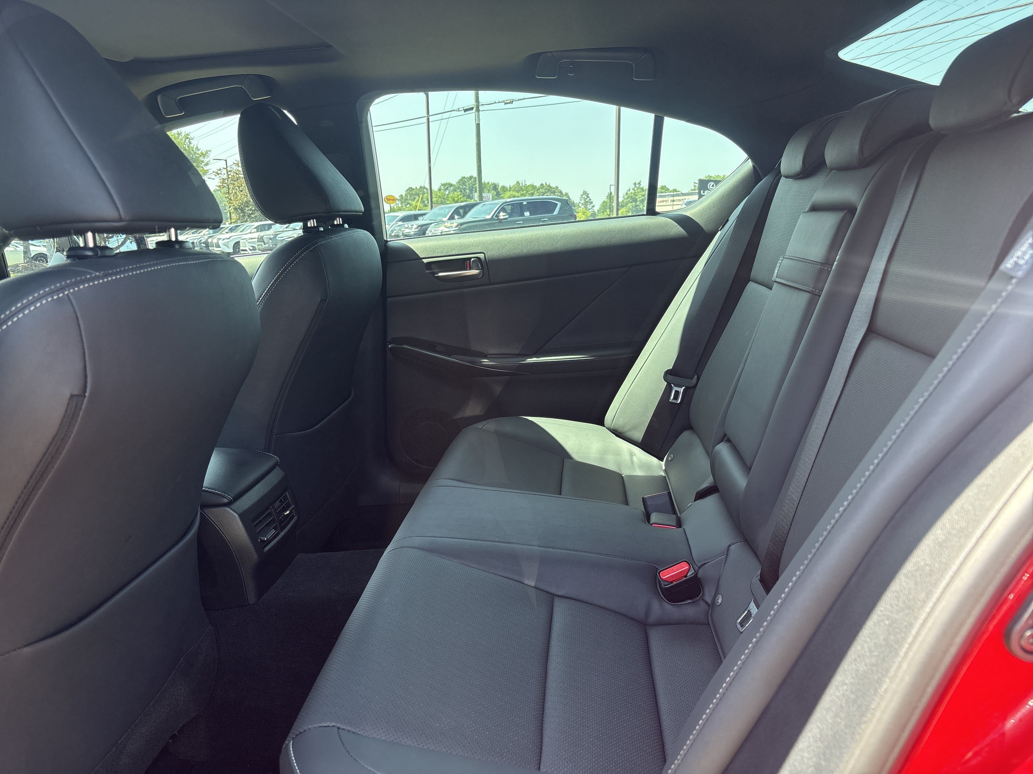 Certified 2025 Lexus IS 350 F Sport RWD image 32