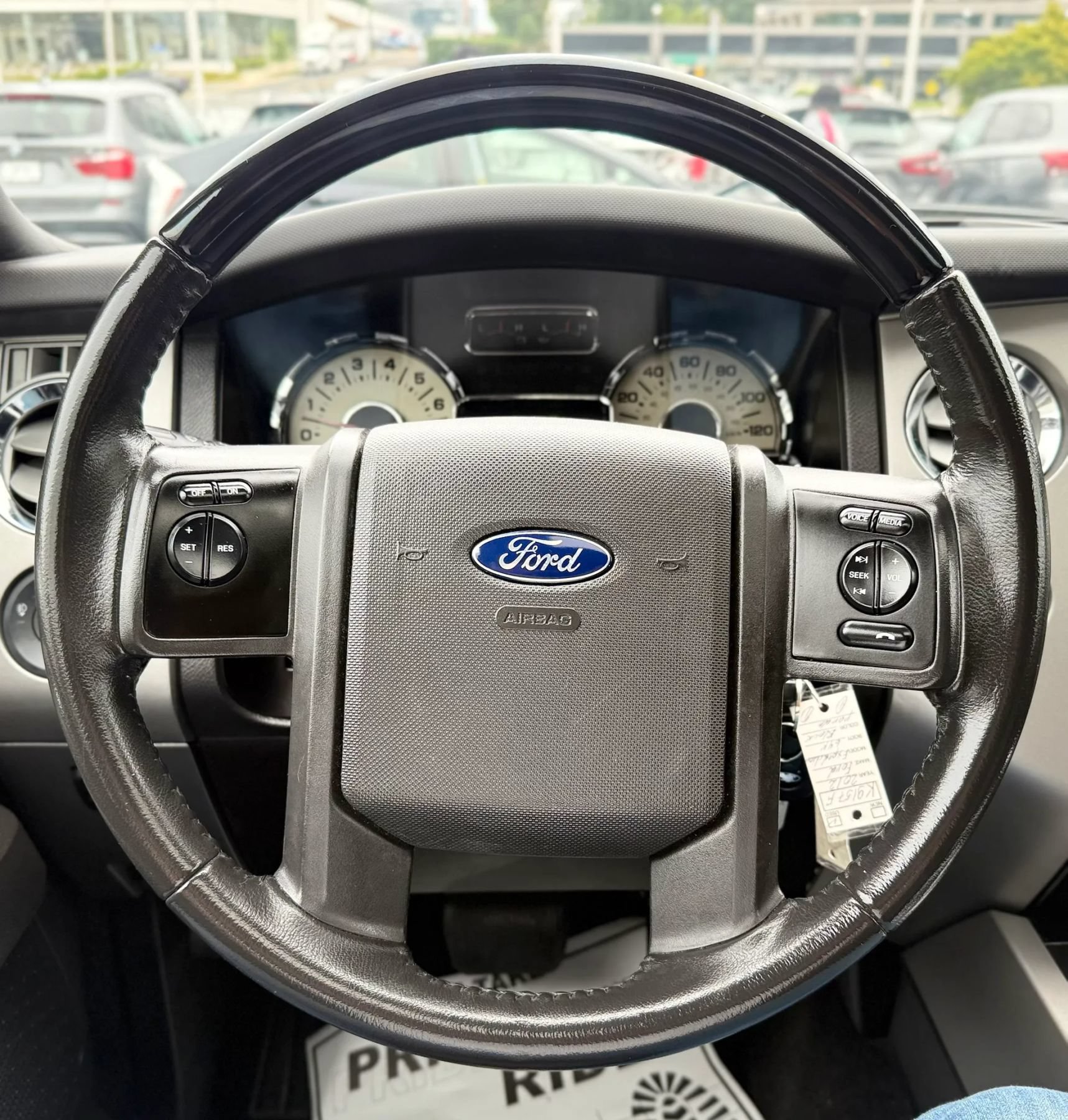 Used 2012 Ford Expedition Limited AWD/4WD image 13