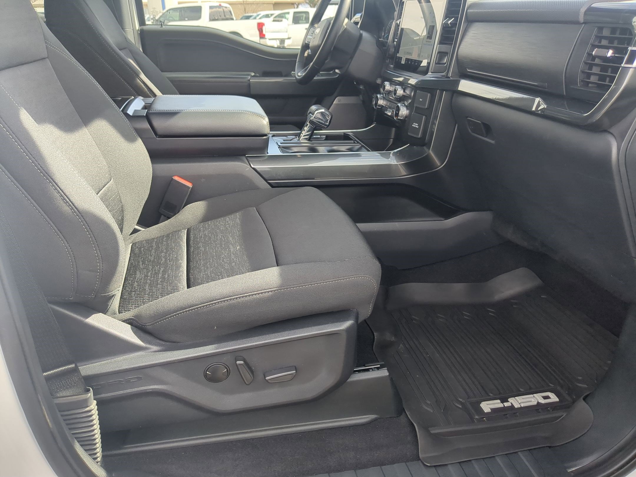 Used 2023 Ford F150 XLT w/ Equipment Group 302A High image 33