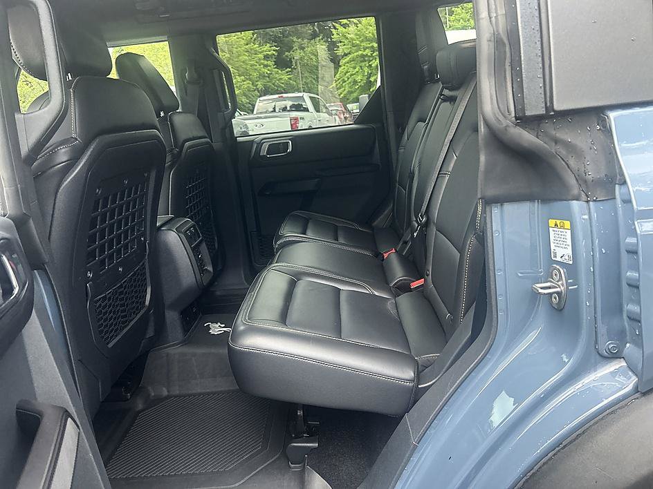 Used 2025 Ford Bronco Badlands AWD/4WD image 12