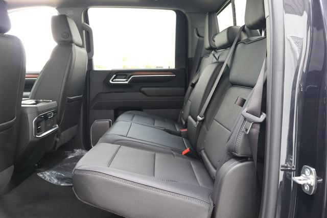 New 2026 GMC Sierra 3500 Denali w/ Denali Reserve Package AWD/4WD image 16