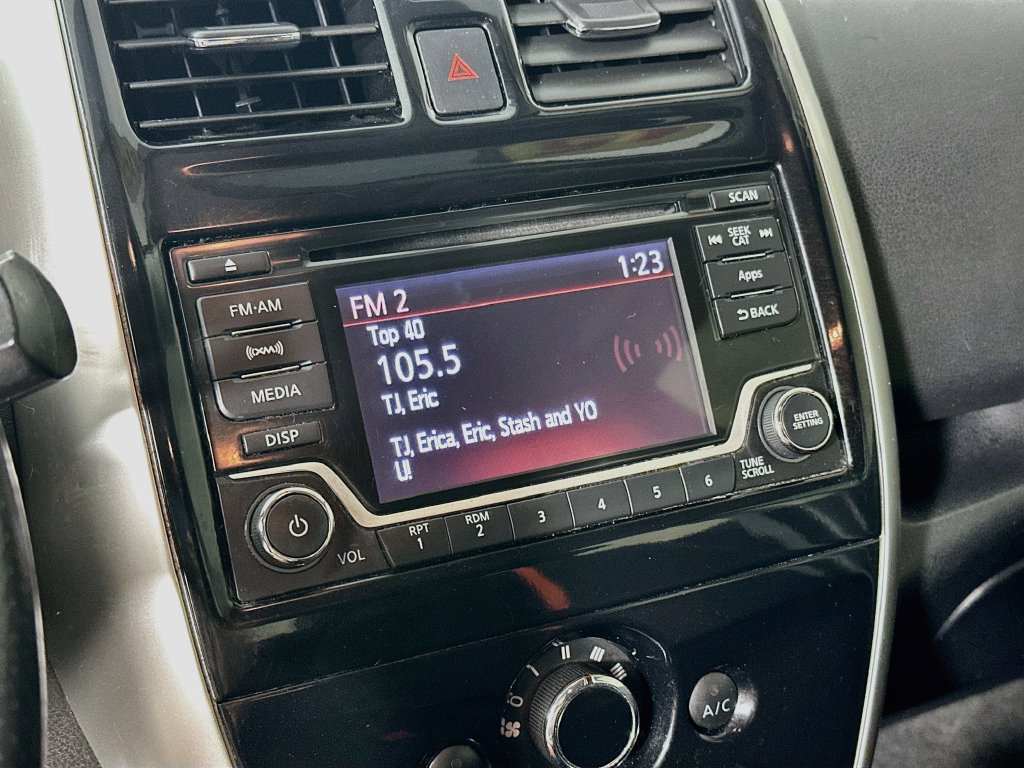 Used 2015 Nissan Versa Note SR w/ SR Convenience Package FWD image 19