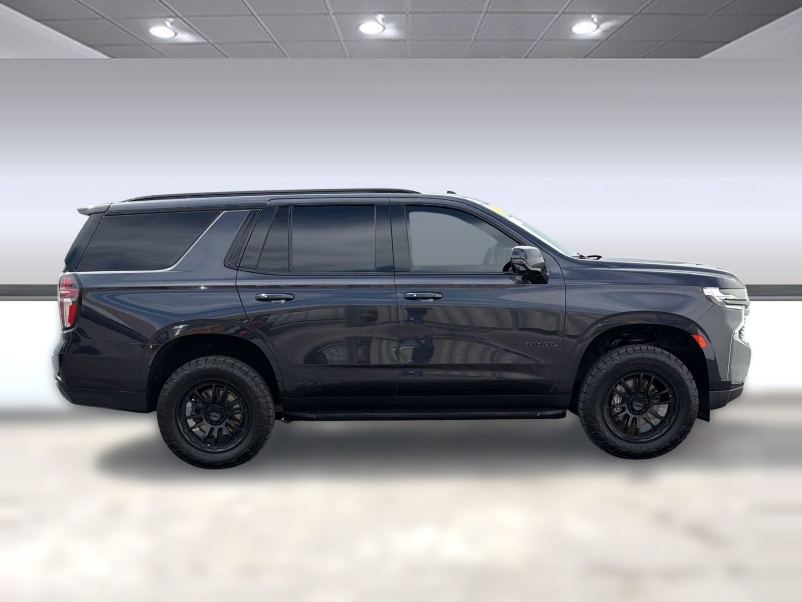 Used 2022 Chevrolet Tahoe RST w/ Luxury Package AWD/4WD image 7