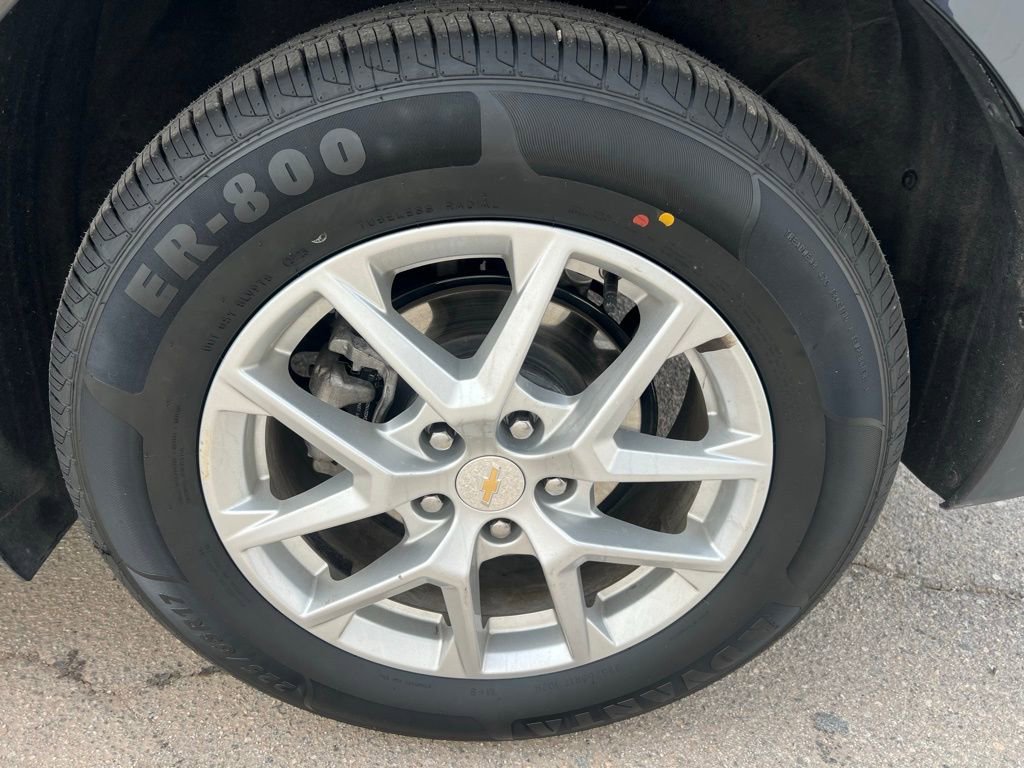Used 2024 Chevrolet Equinox LT image 28