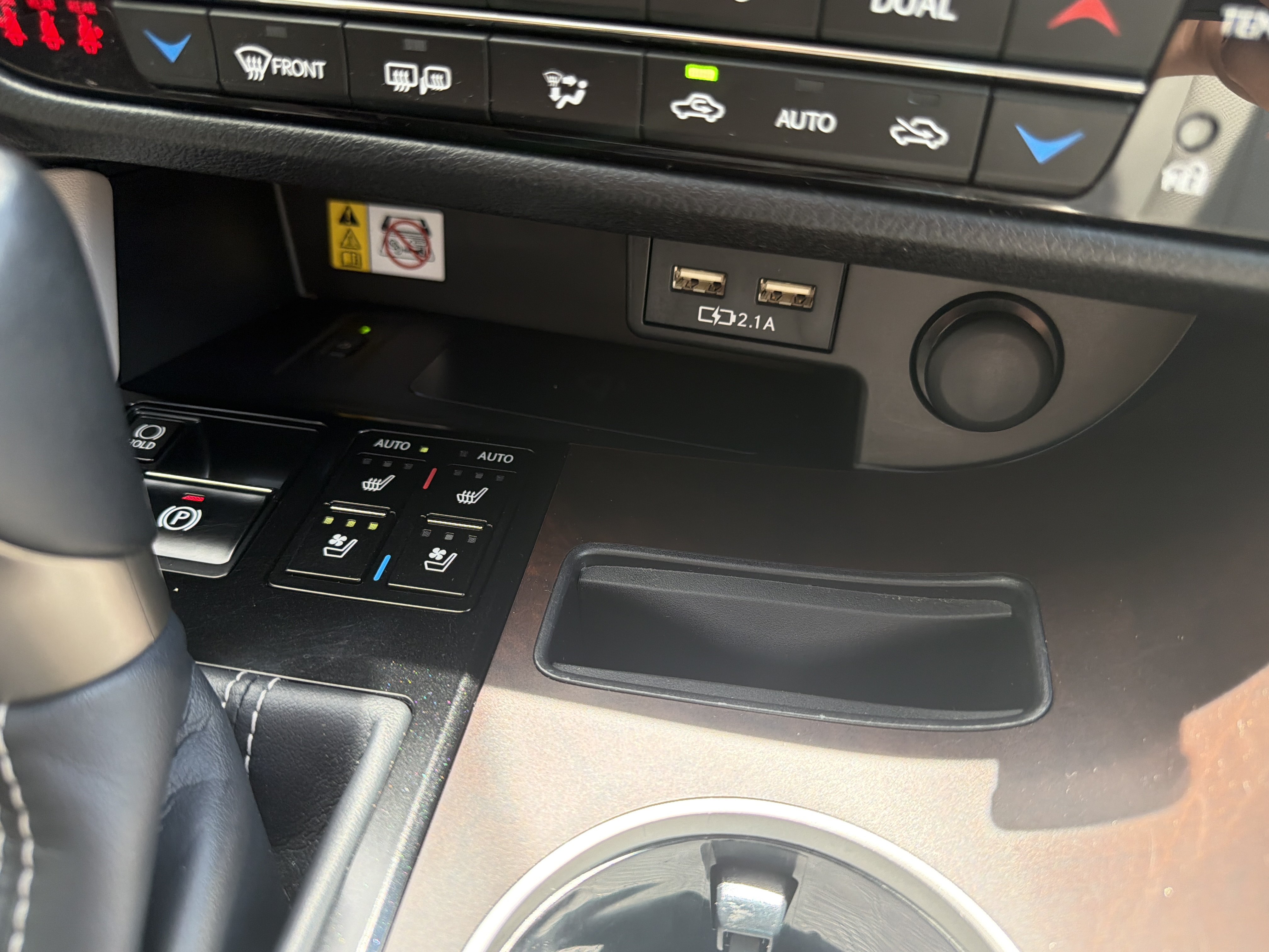 Used 2021 Lexus RX 450h AWD w/ Premium Package image 21