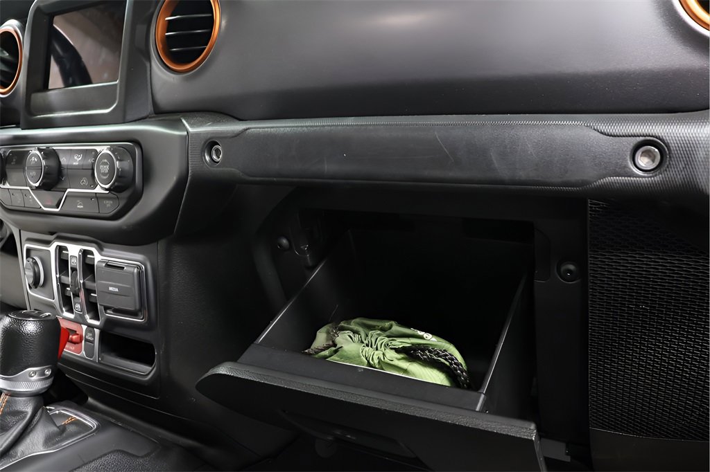 Used 2021 Jeep Gladiator Mojave w/ Trailer Tow Package image 23