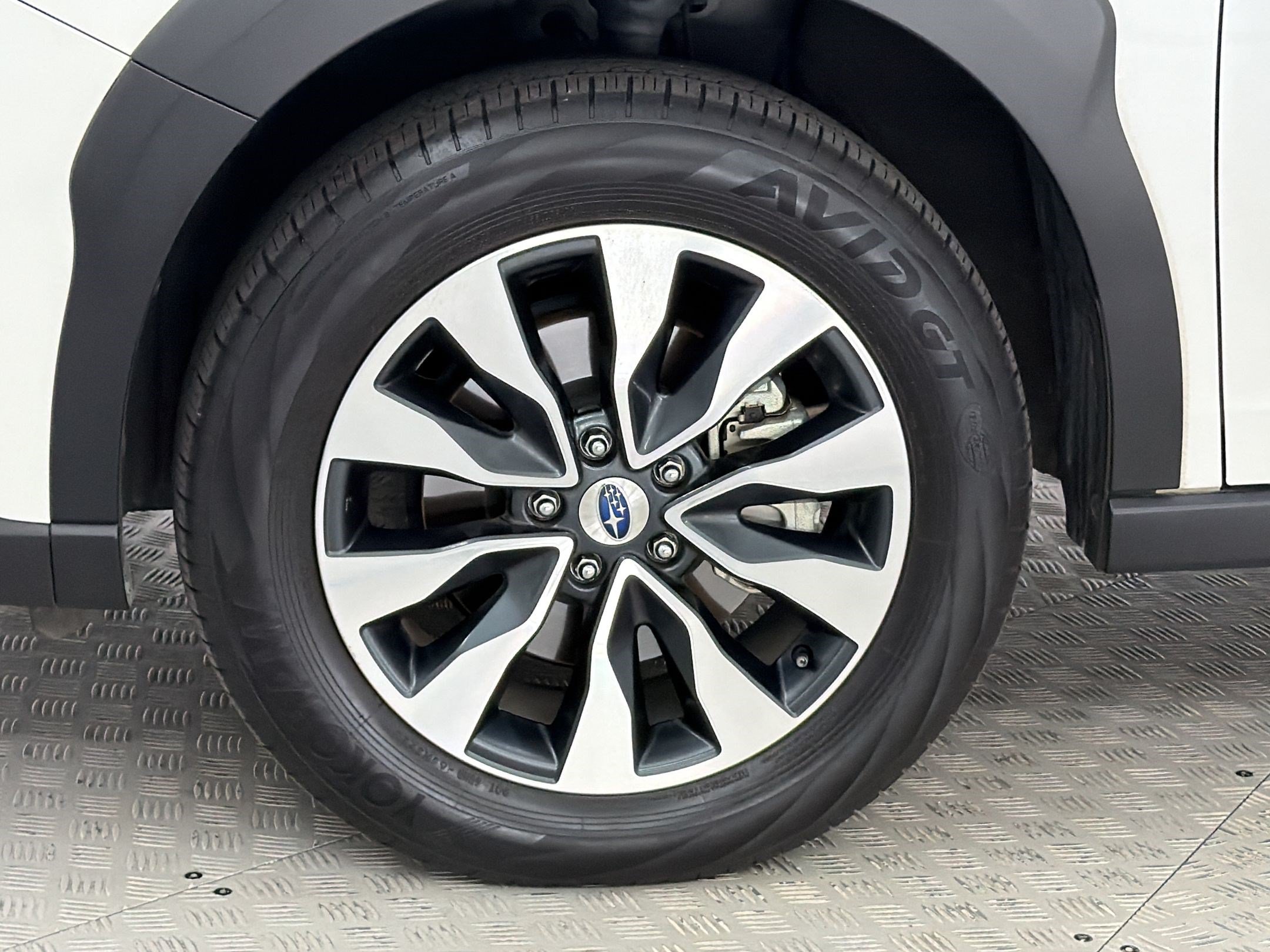 Used 2024 Subaru Outback Touring XT AWD/4WD image 13