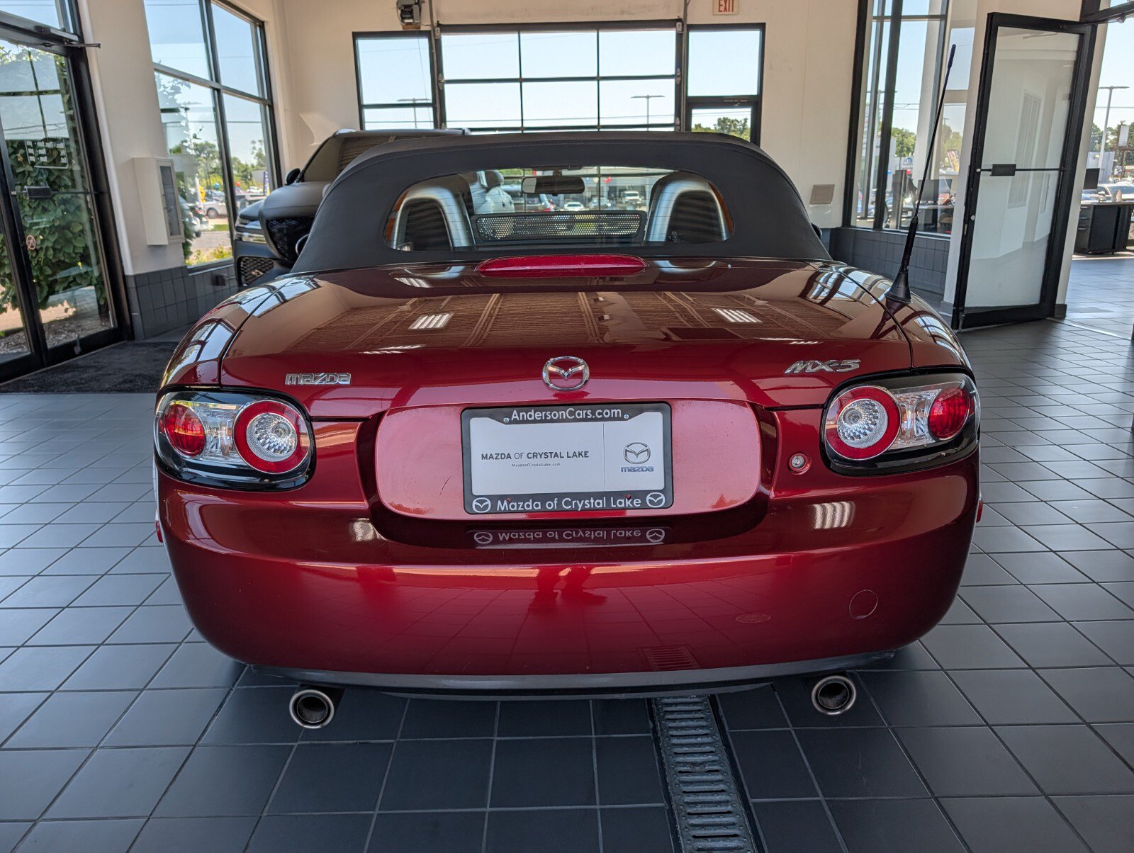 Used 2007 MAZDA MX-5 Miata Touring w/ Suspension Pkg RWD image 3