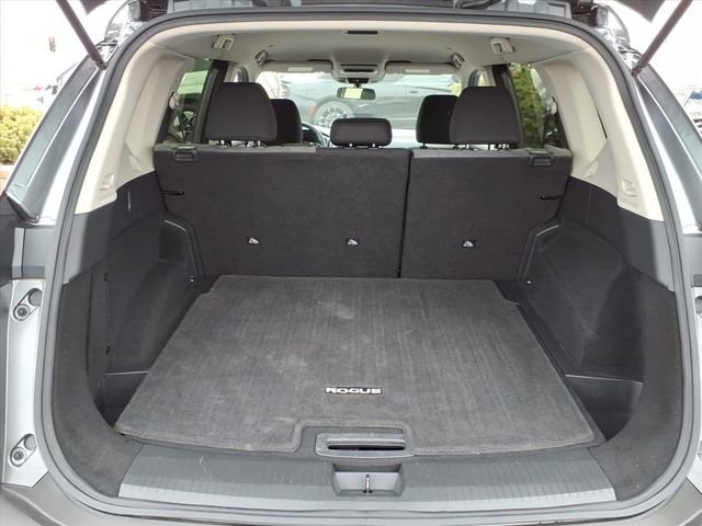 Certified 2023 Nissan Rogue SV image 15