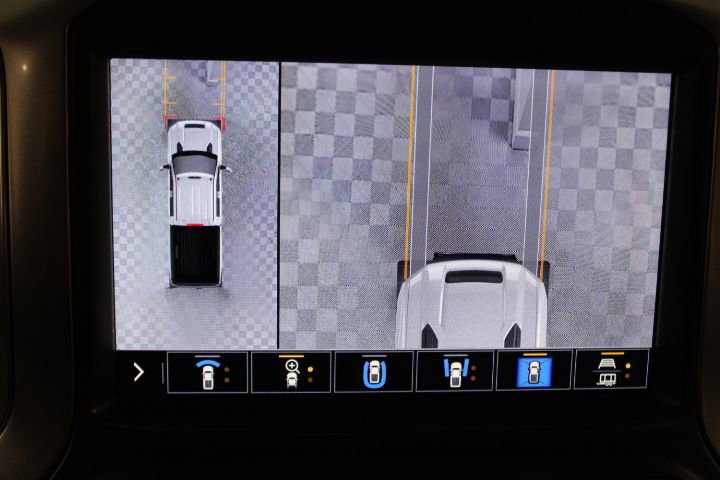 Used 2020 Chevrolet Silverado 2500 LTZ w/ LTZ Premium Package image 54