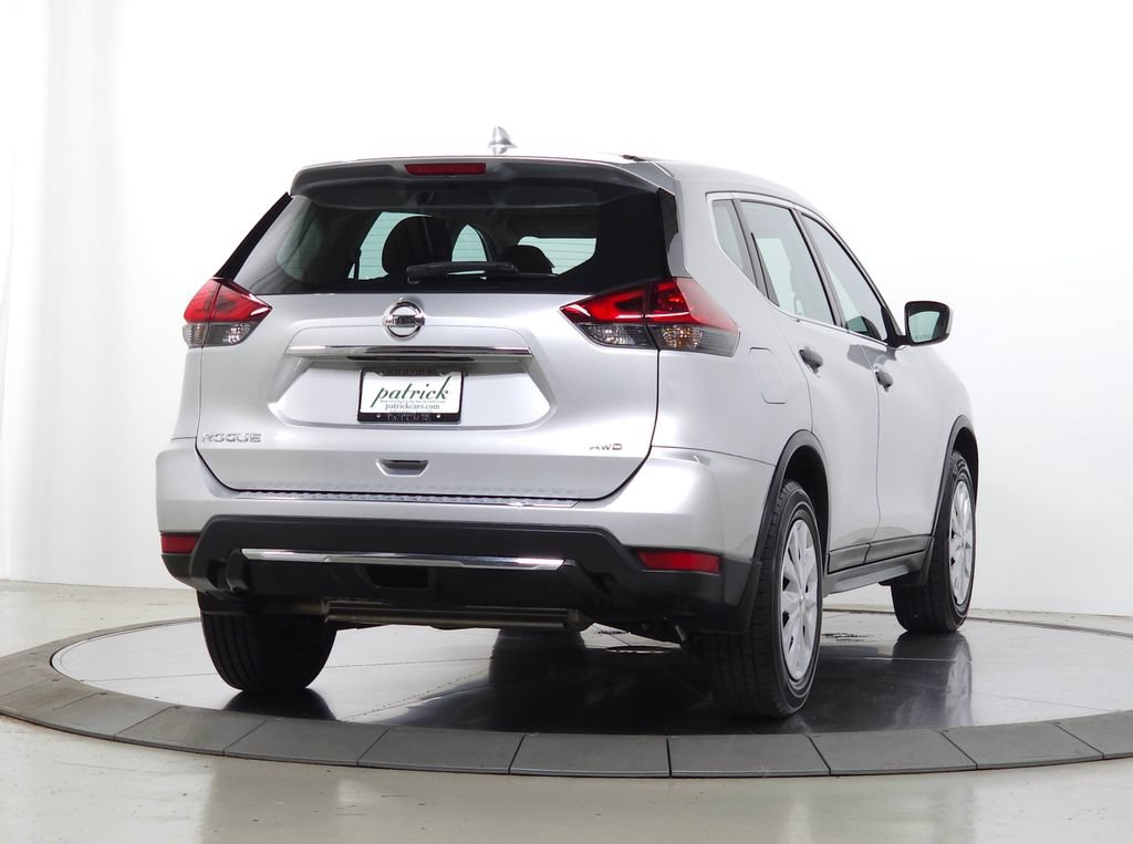 Used 2018 Nissan Rogue S AWD/4WD image 8