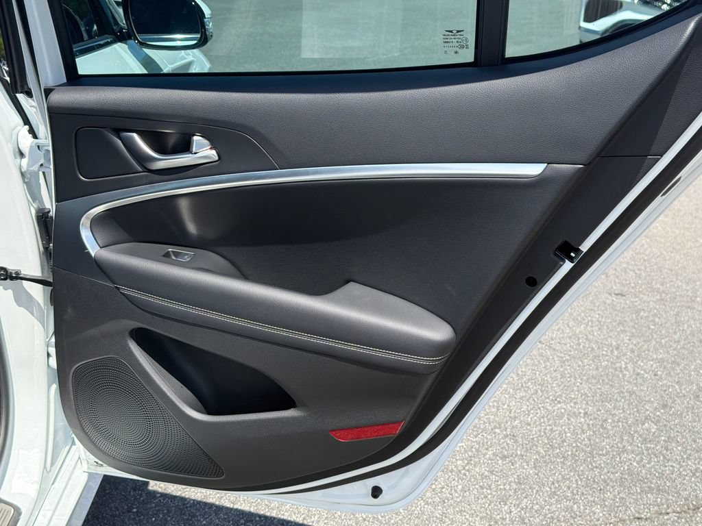 Used 2026 Genesis G70 2.5T AWD/4WD image 16