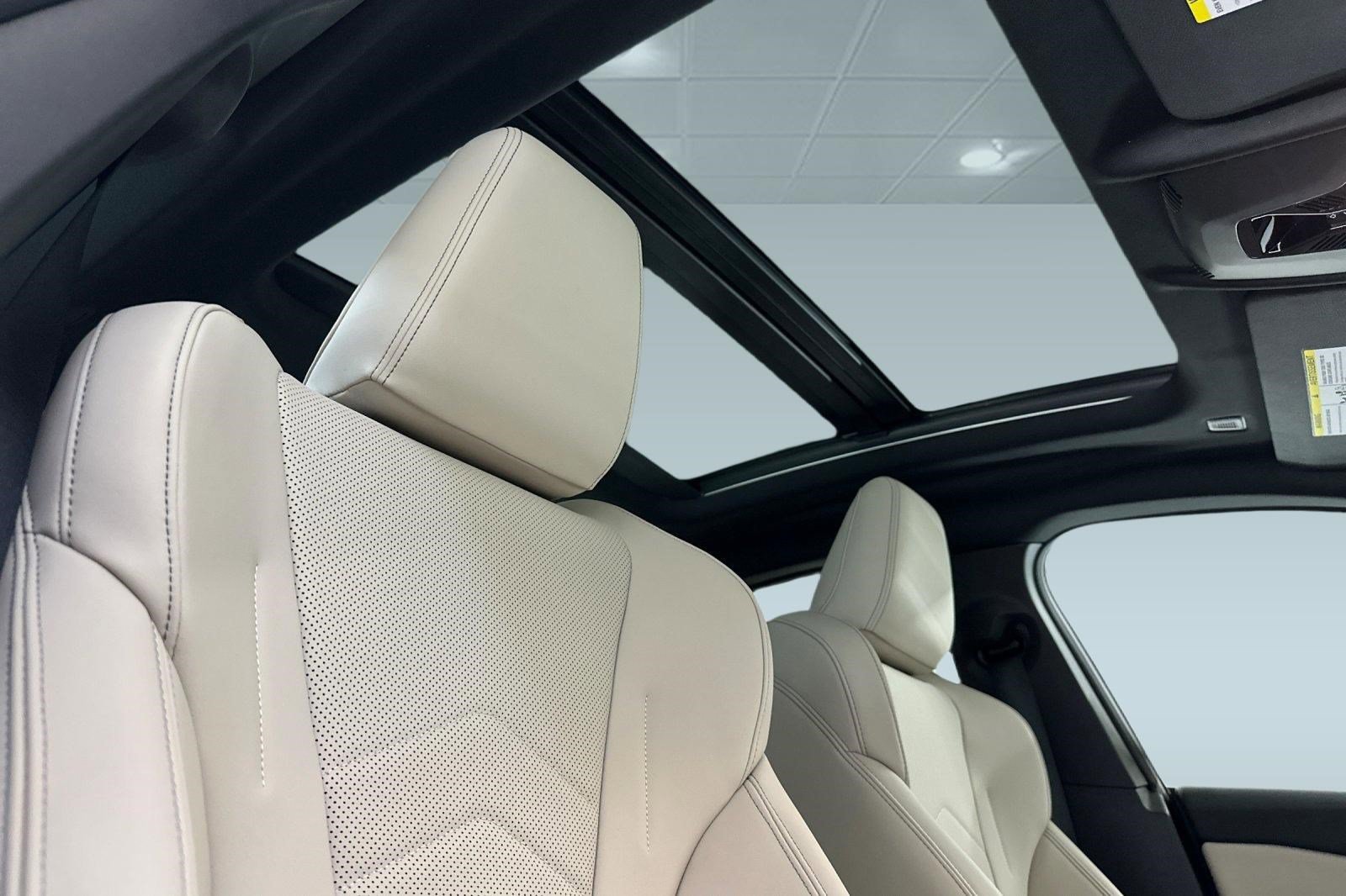 Used 2026 BMW 228i w/ Technology Package FWD image 14