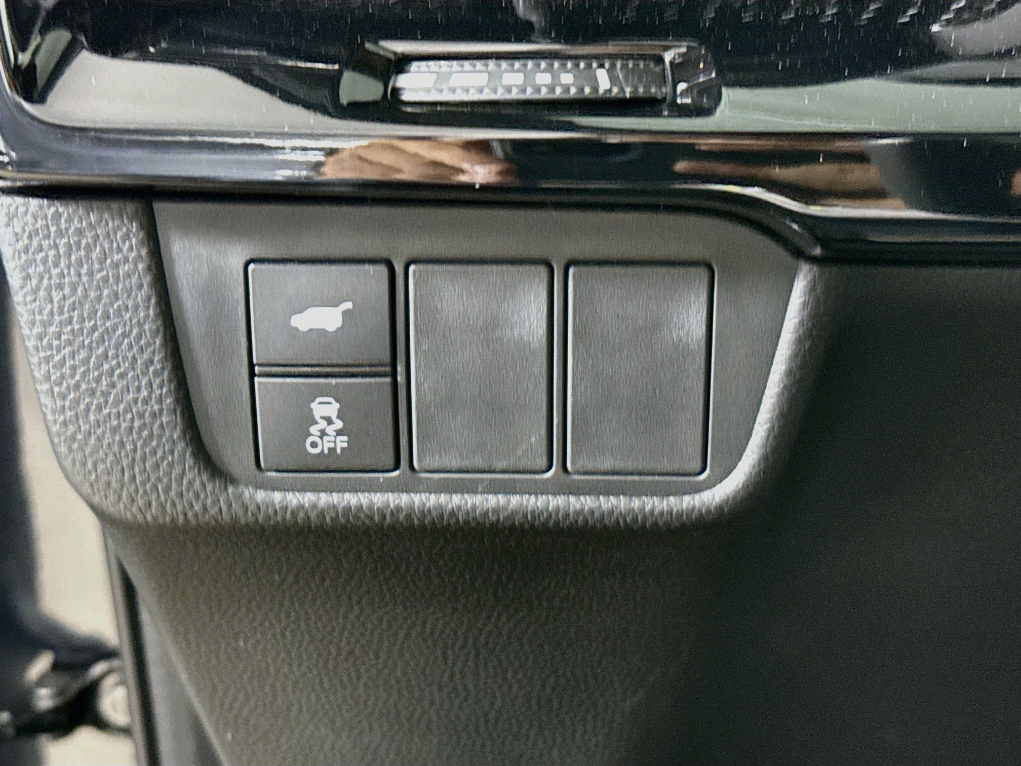 Certified 2025 Honda CR-V Sport Touring image 9