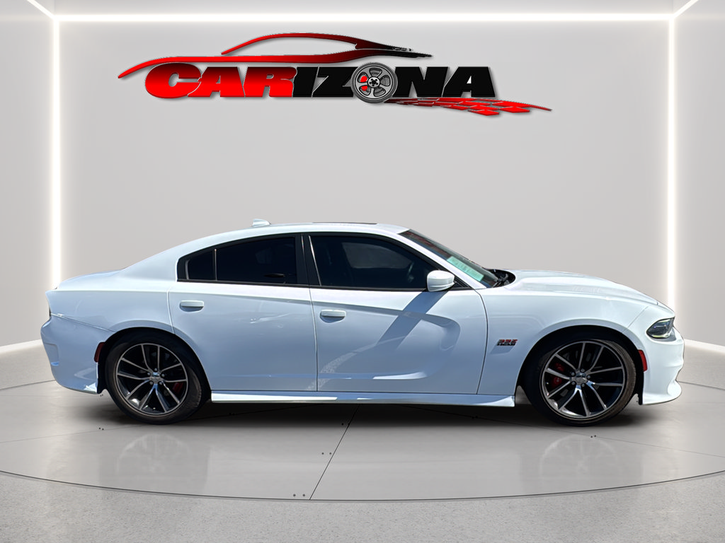 Used 2016 Dodge Charger R/T Scat Pack w/ Technology Group RWD image 4