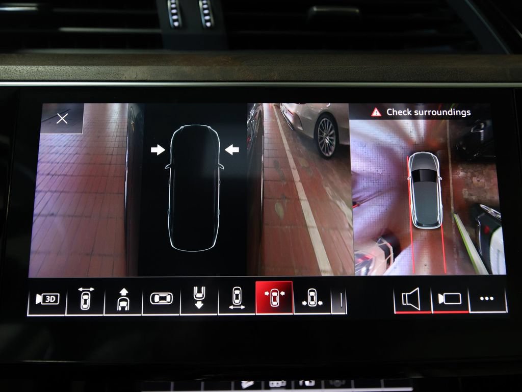 Used 2019 Audi e-tron Premium Plus AWD/4WD image 26