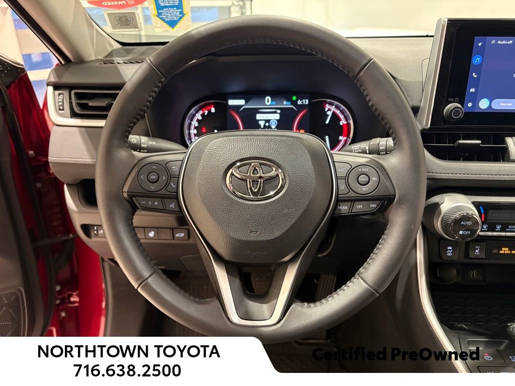 Used 2025 Toyota RAV4 XLE w/ Convenience Package image 7