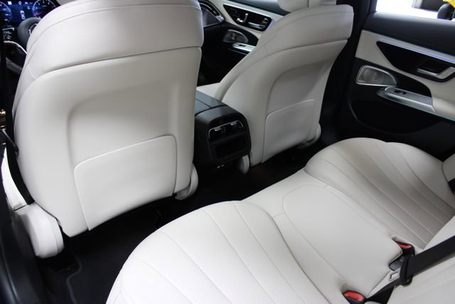 Used 2025 Mercedes-Benz E 450 4MATIC Sedan w/ Driver Assistance Package image 11
