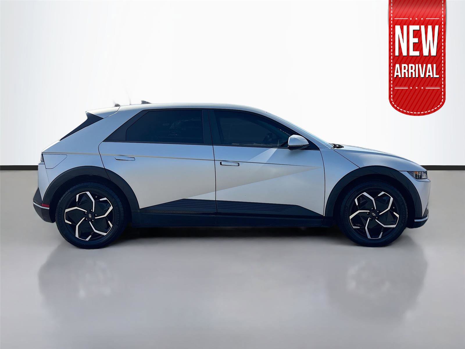 Used 2023 Hyundai Ioniq 5 SEL image 8