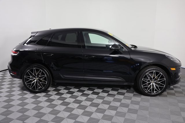 Used 2022 Porsche Macan image 9