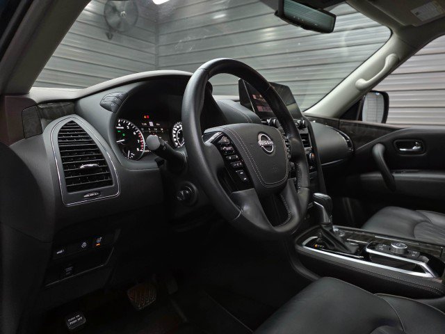 Used 2023 Nissan Armada Platinum AWD/4WD image 11