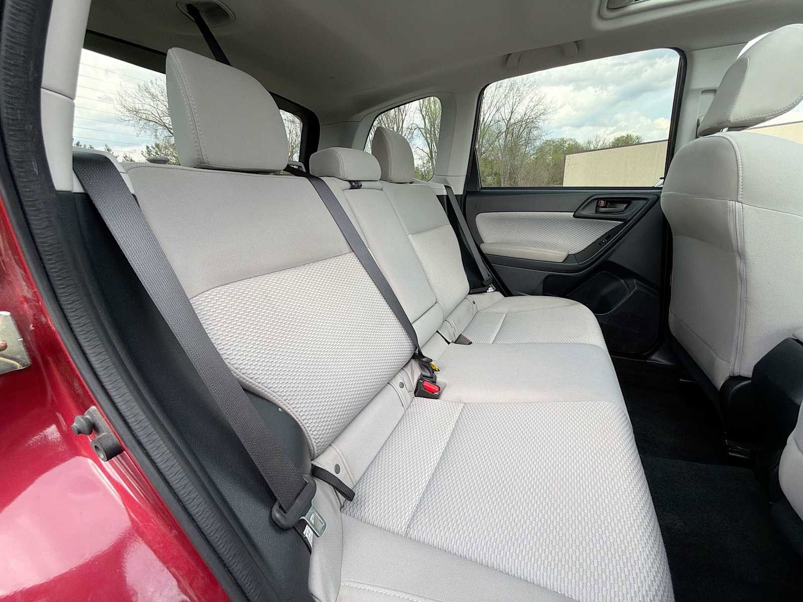 Used 2017 Subaru Forester 2.5i Premium image 18