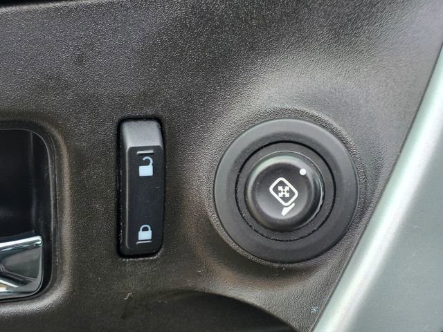 Used 2013 Ford Edge SE image 6