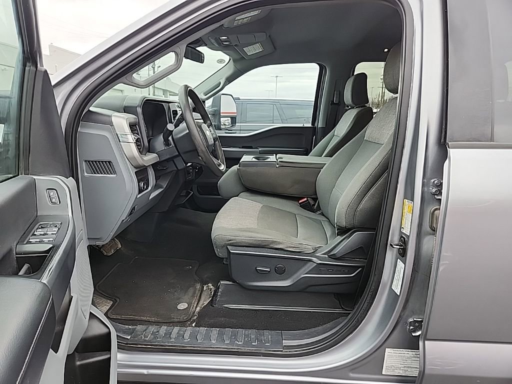 Used 2024 Ford F350 XLT image 15
