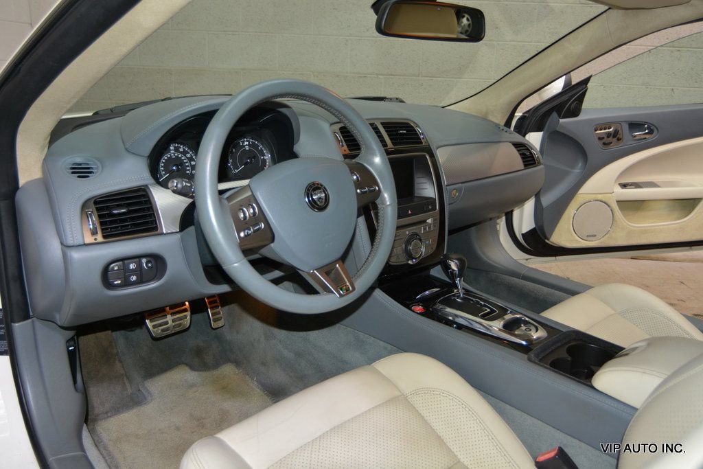 Used 2008 Jaguar XKR R RWD image 13