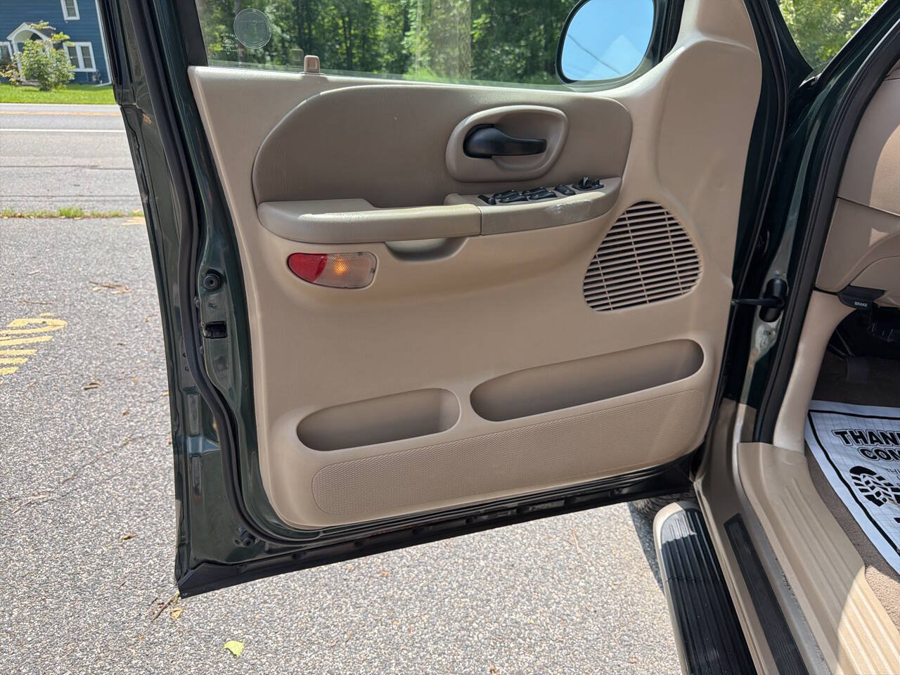 Used 2002 Ford F150 XLT AWD/4WD image 19