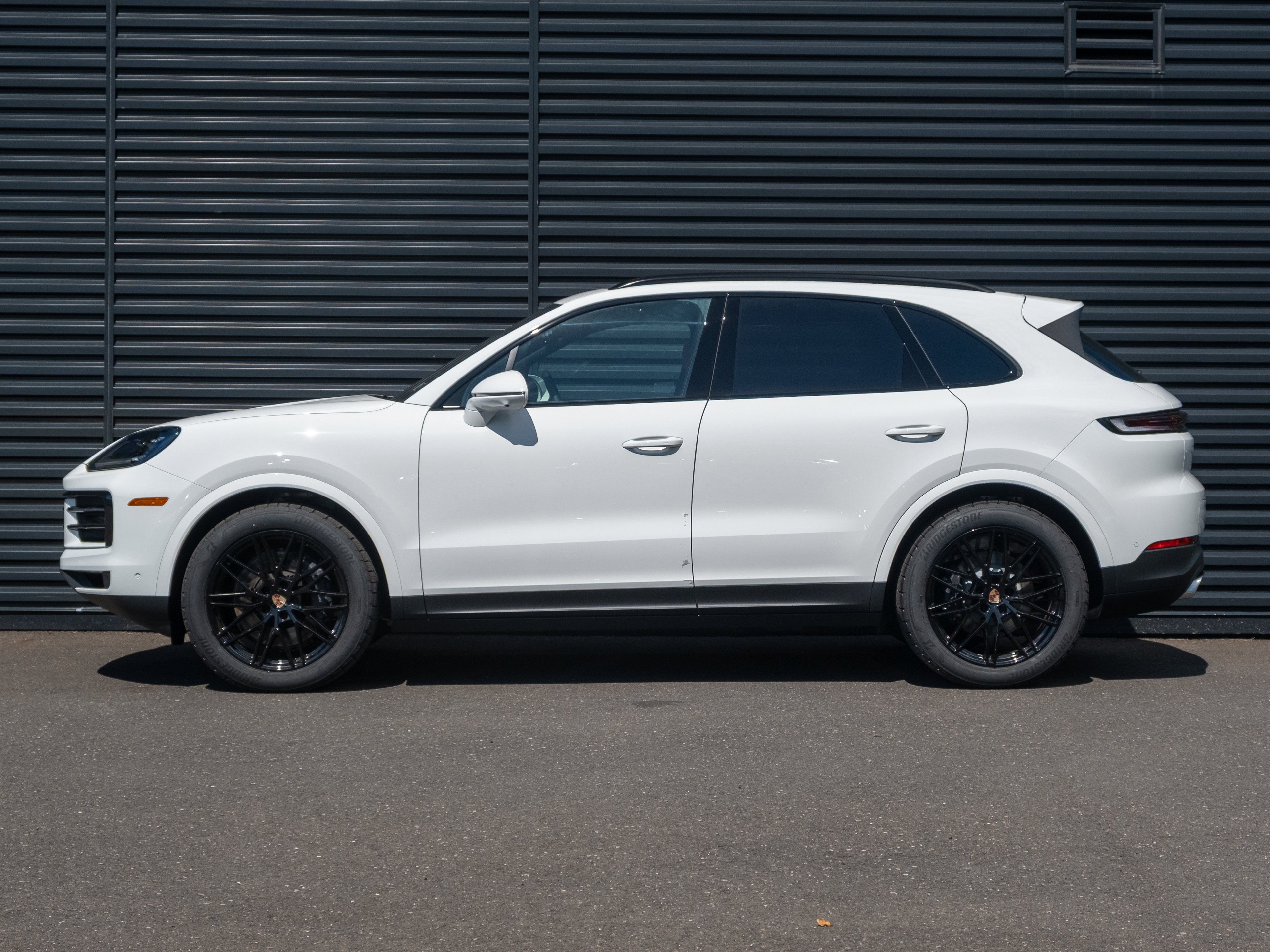 New 2026 Porsche Cayenne AWD/4WD image 2