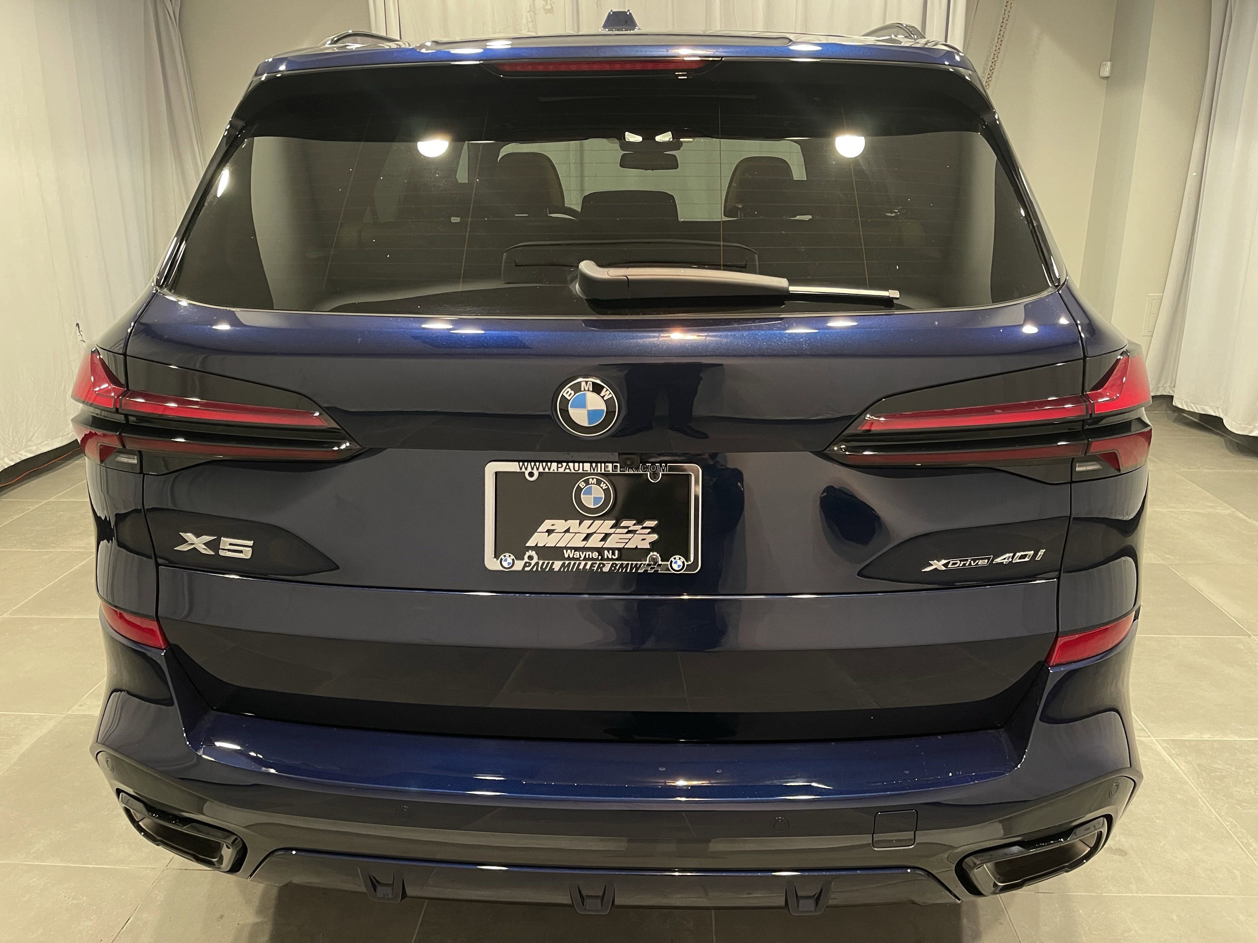 New 2026 BMW X5 xDrive40i w/ M Sport Package AWD/4WD image 5