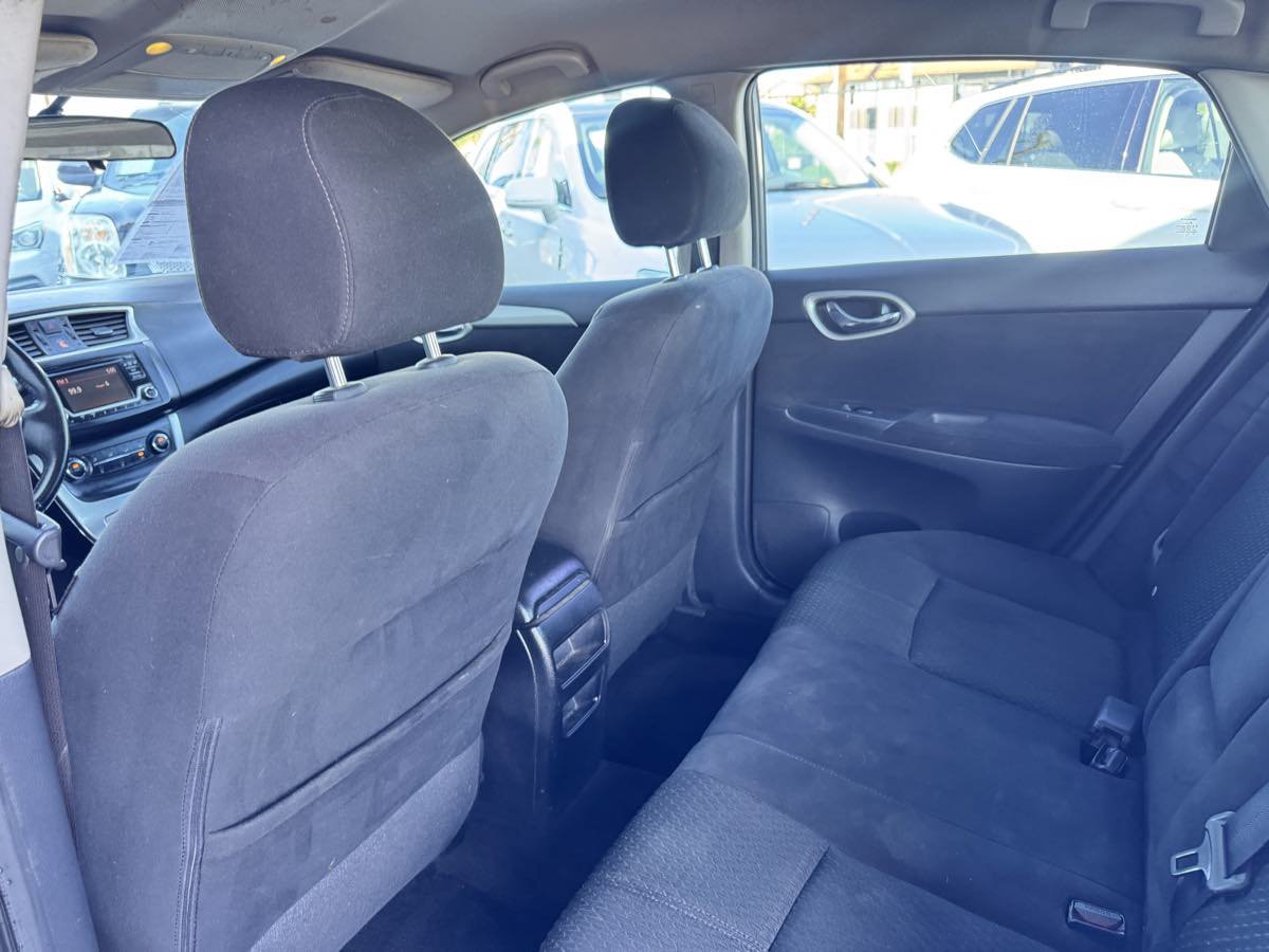 Used 2015 Nissan Sentra SR FWD image 25