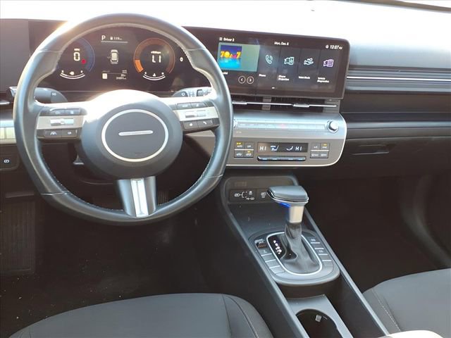 Used 2024 Hyundai Kona SEL AWD/4WD image 16