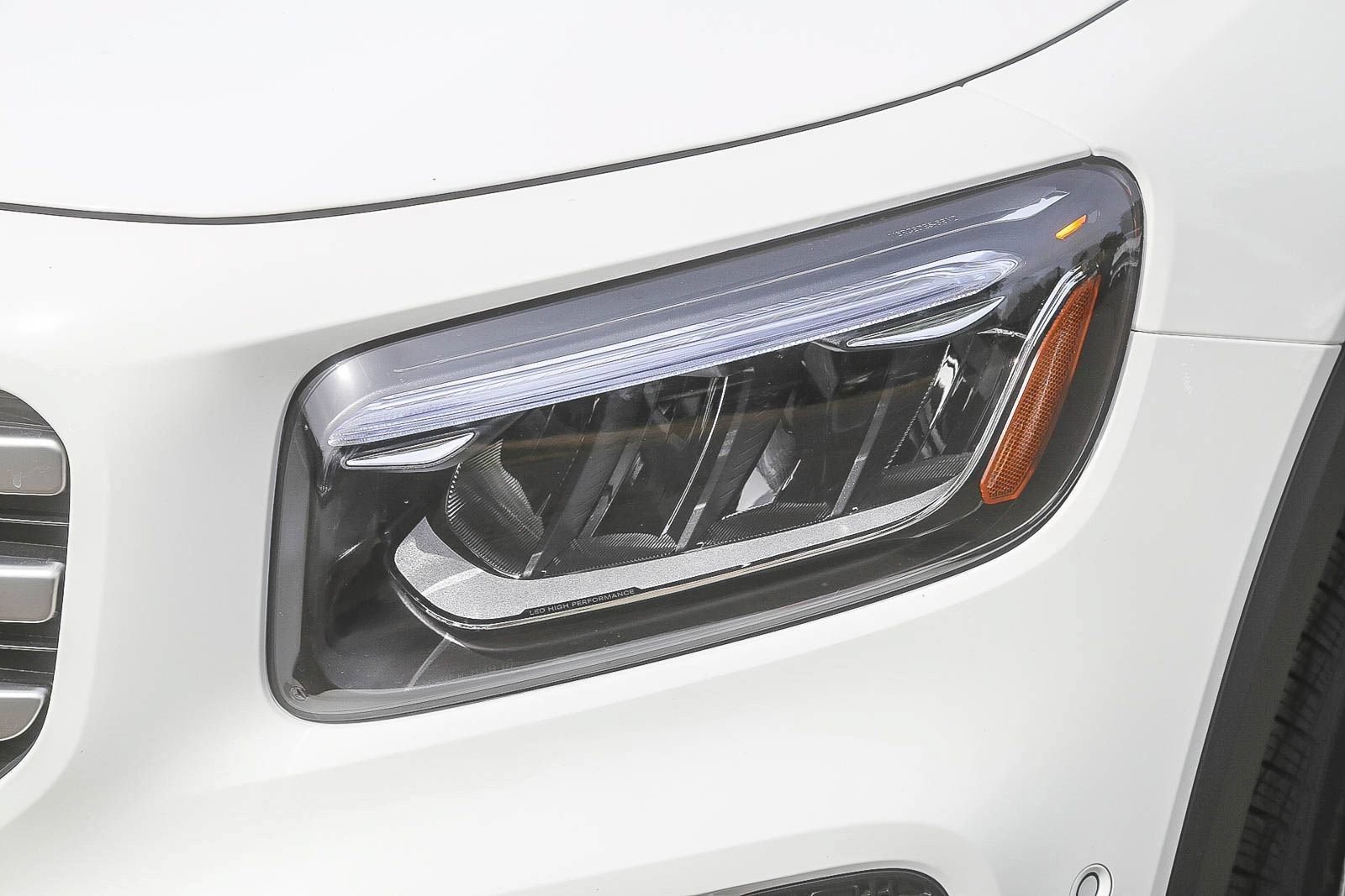 New 2026 Mercedes-Benz GLB 250 4MATIC image 8