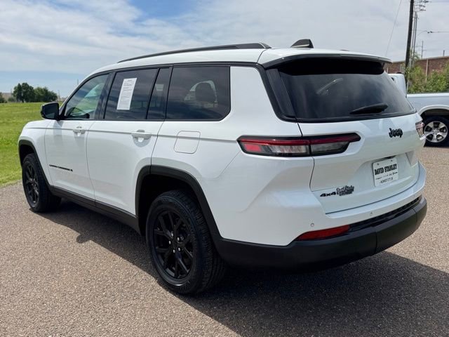 Used 2024 Jeep Grand Cherokee L Laredo image 4