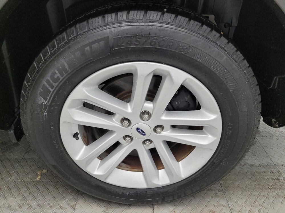 Used 2017 Ford Explorer XLT w/ Equipment Group 202A image 31