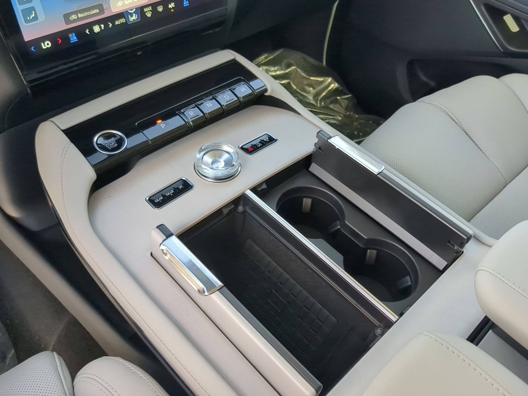 New 2026 Lincoln Navigator Premiere image 20